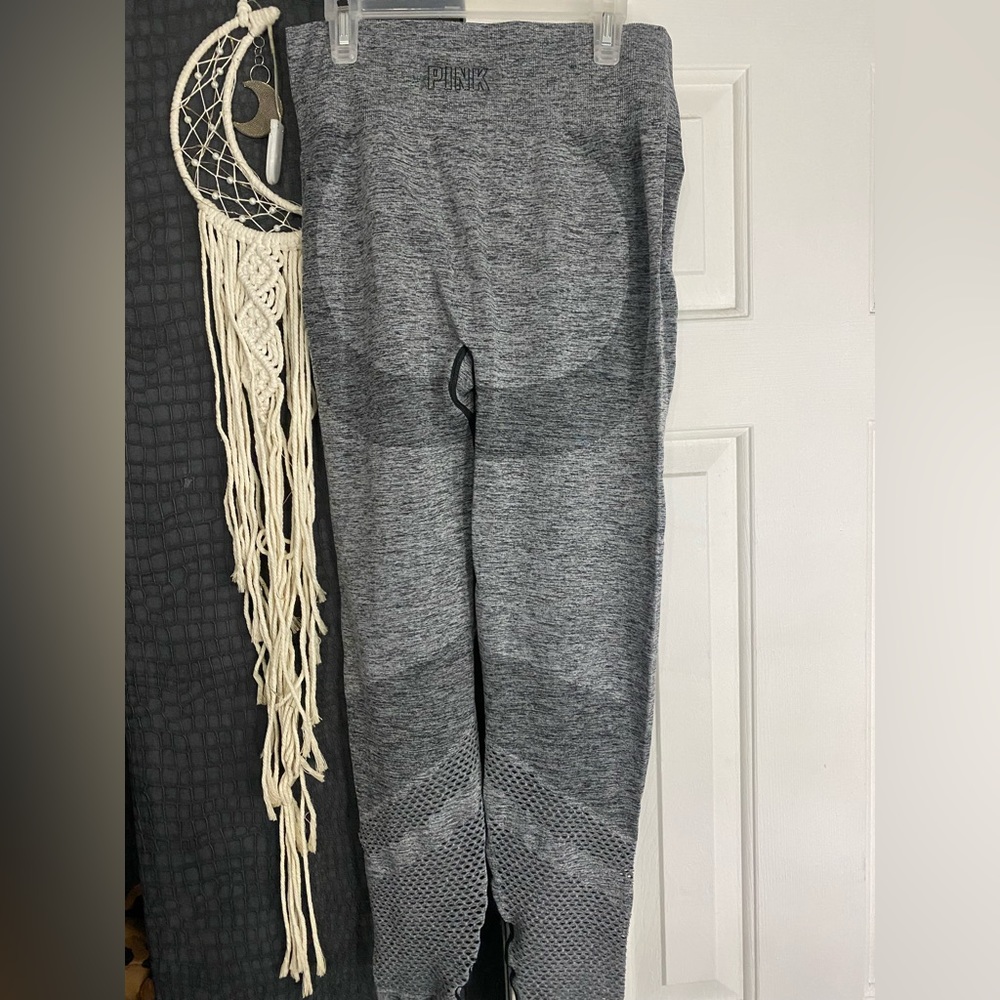 Victorias Secret Pink Seamless Leggings Size Large - Picture 2 of 3